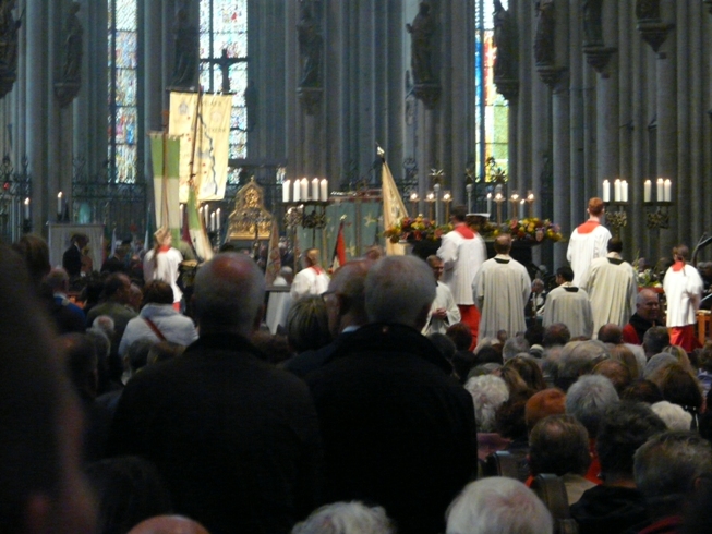 Hl. Messe im Kölner Dom