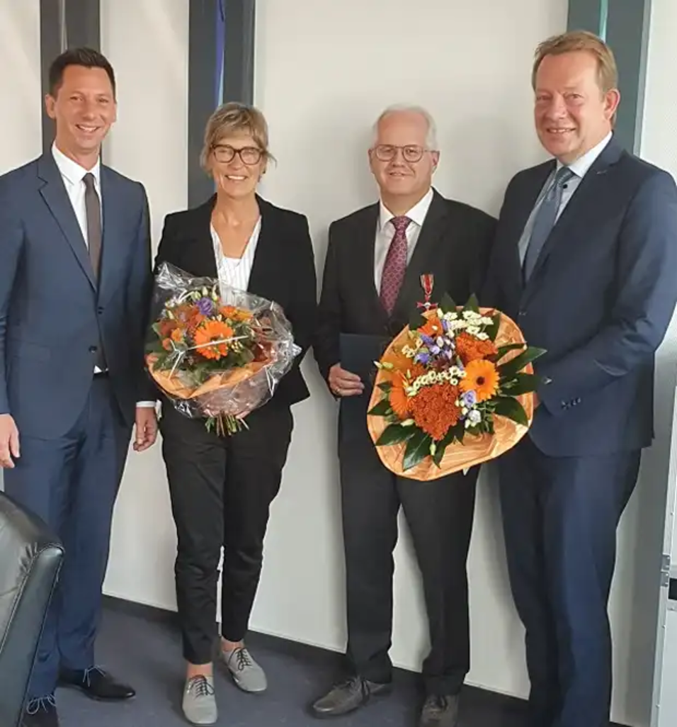 Torsten Panthöfer wurde das Bundesverdienstkreuz am Bande verliehen | Die Gebäudedienstleister